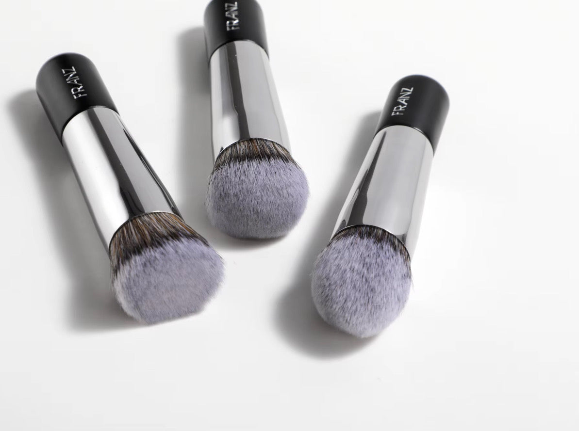 The perfect sculpt face brushes