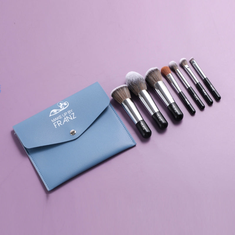 Baby Blue Essential Brush Set