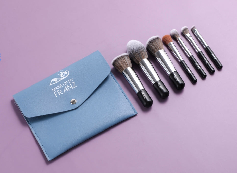 Baby Blue Essential Brush Set